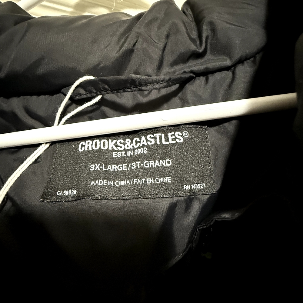 Crooks & Castles Black Puffer Jacket - Picture 2 of 4
